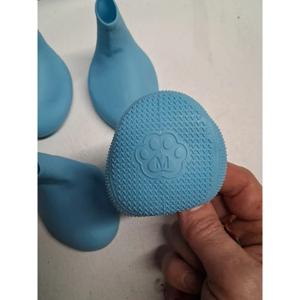 Jolir Design Silicone Dog Shoes Blue Size Medium new in box took them out pics